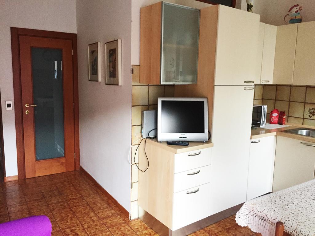 Apartamento Casa Elvira Brenzone sul Garda Exterior foto